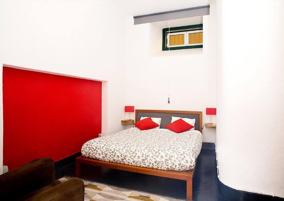 Renewed Apartment In Alfama Lisbon Luaran gambar